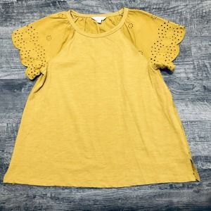 Lauren Conrad Gold Shirt Womens Sz XS Tee Short Sleeve Blouse Crochet Casual E11
